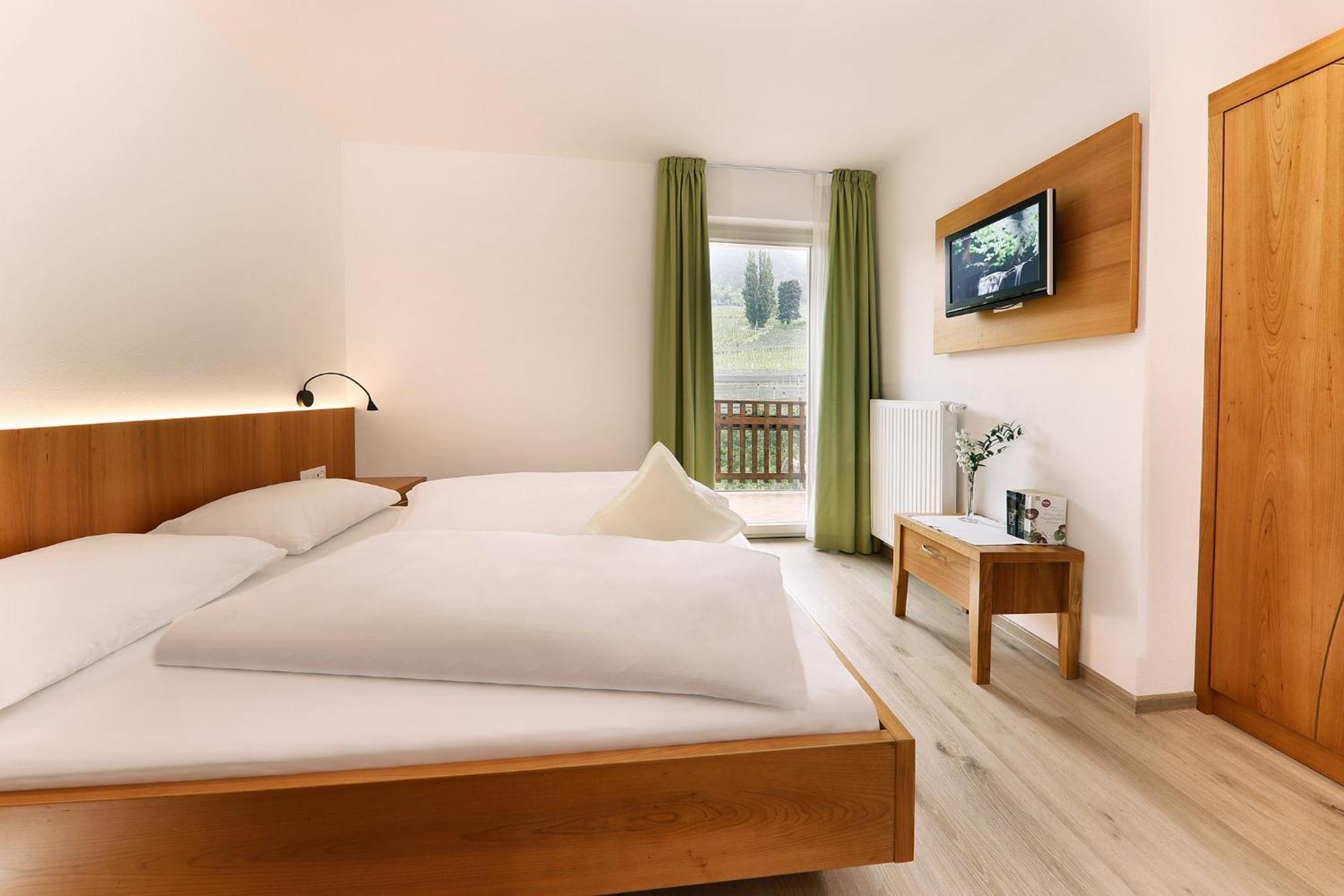 Feldhof Schenna Aparthotel Kültér fotó